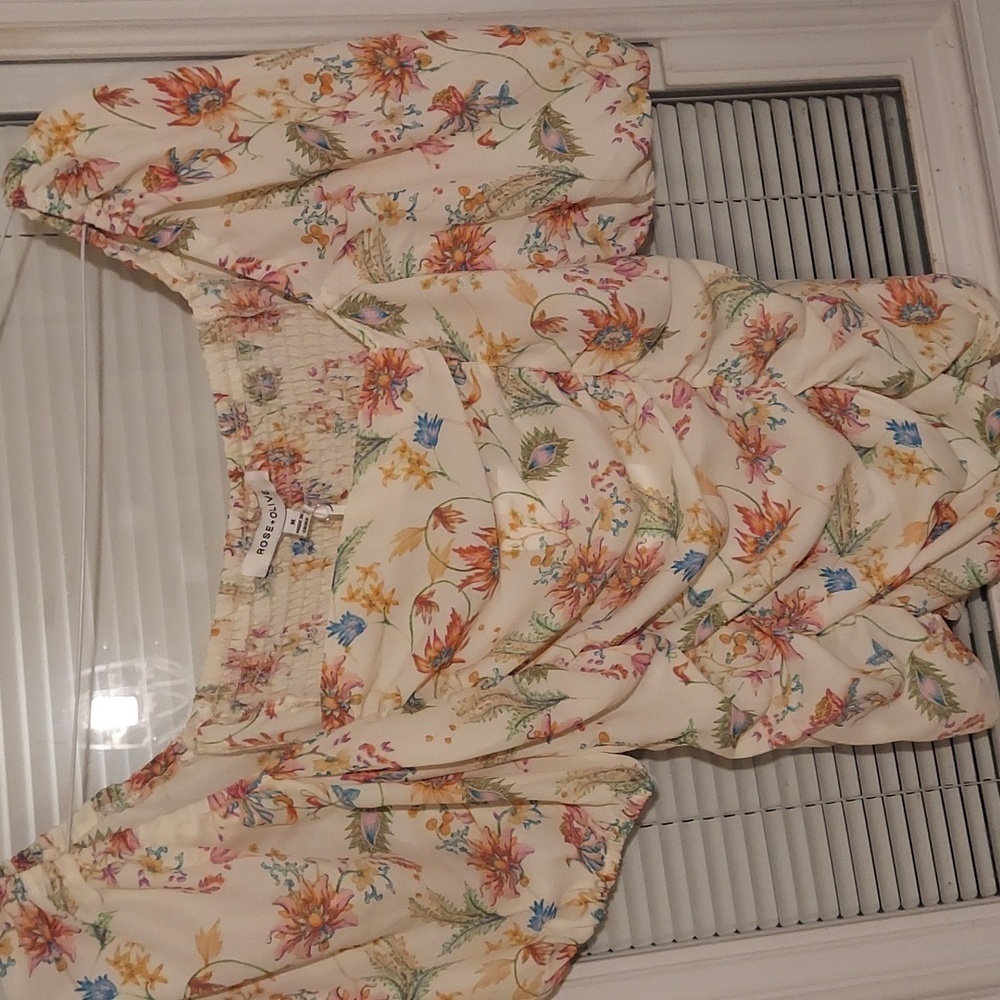 Floral Ruched Blouse Size M